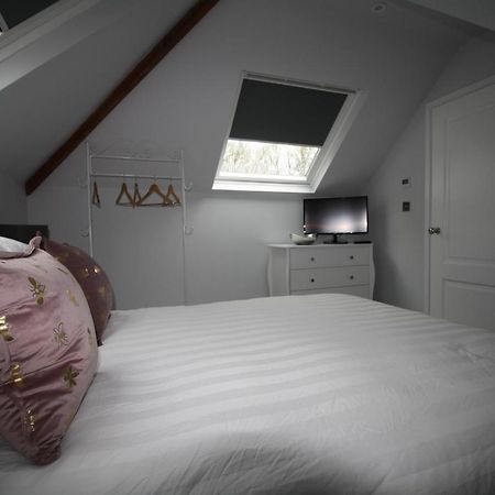 Ryefield Cottage - Luxurious Self-Catered Holiday Cottage With A Log Burner Chichester Exteriér fotografie